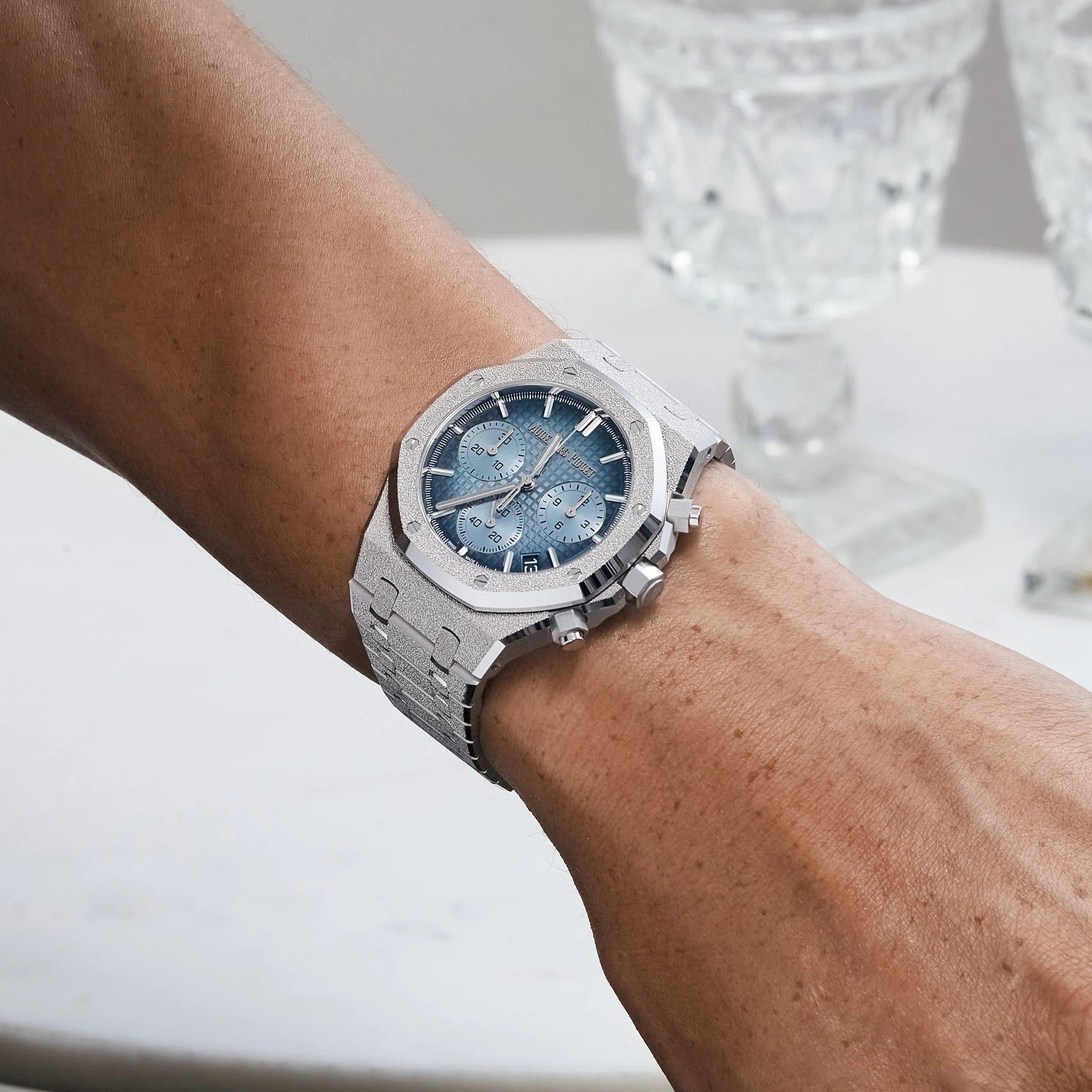 Royal Oak Chronograph Frosted White Gold Blue Dial 6 Royal Oak Chronograph Frosted White Gold Blue Dial - Image 6