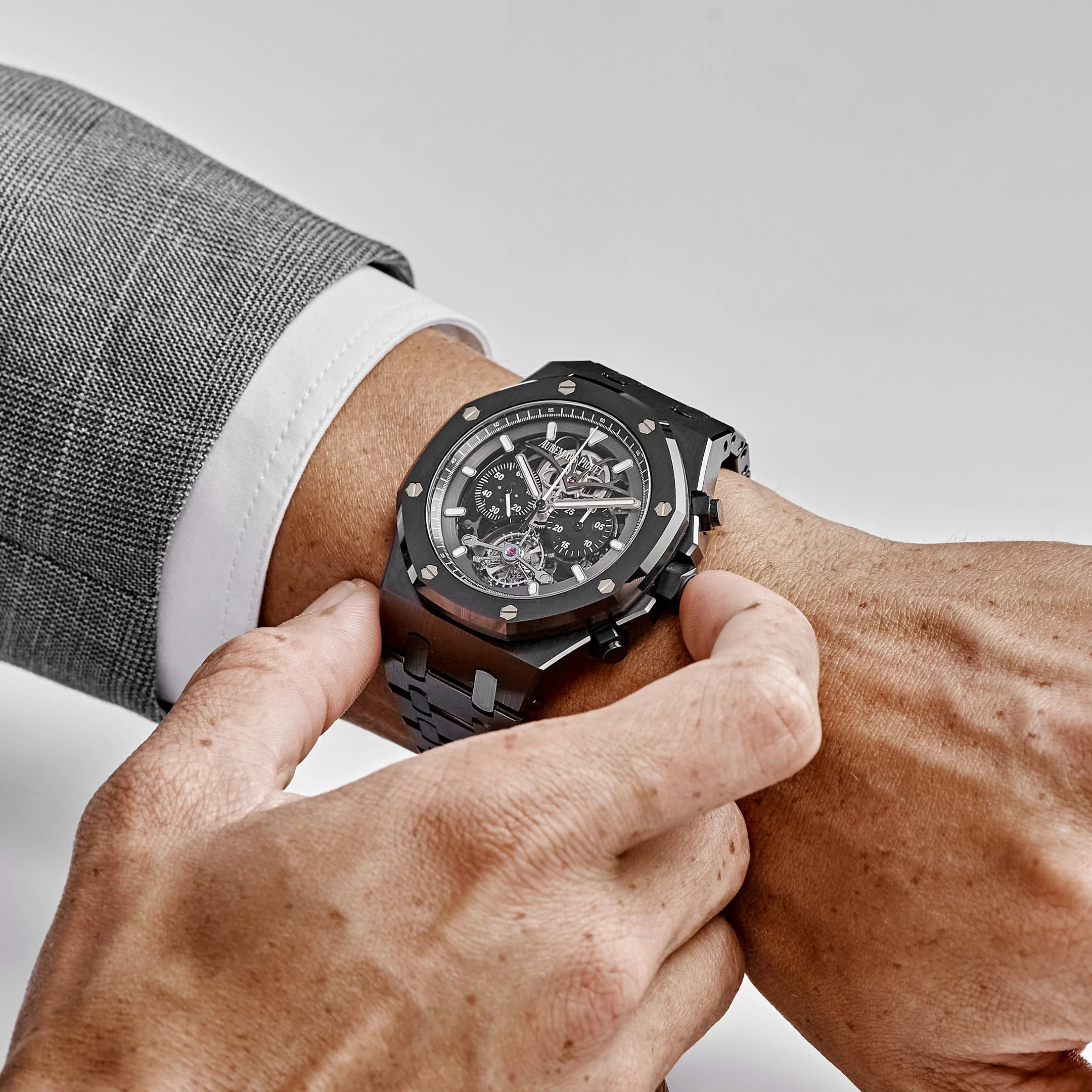 Royal Oak Tourbillon Chronograph Black Ceramic Limited Edition (2018) 9 Royal Oak Tourbillon Chronograph Black Ceramic Limited Edition (2018) - Image 9