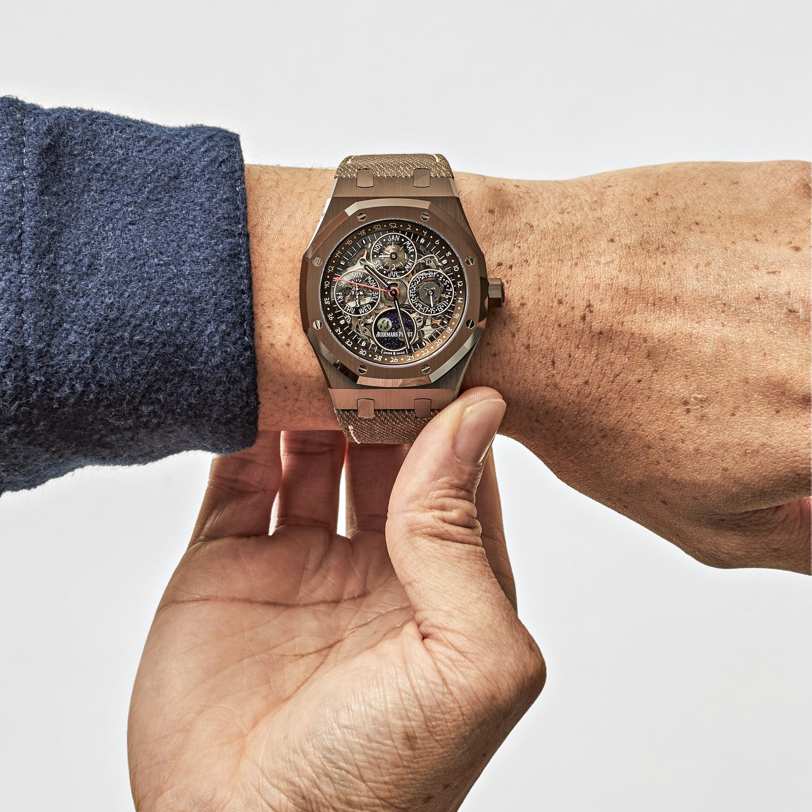 Royal Oak Perpetual Calendar “Travis Scott Cactus Jack” Limited Edition (2024) 7 Royal Oak Perpetual Calendar “Travis Scott Cactus Jack” Limited Edition (2024) - Image 7