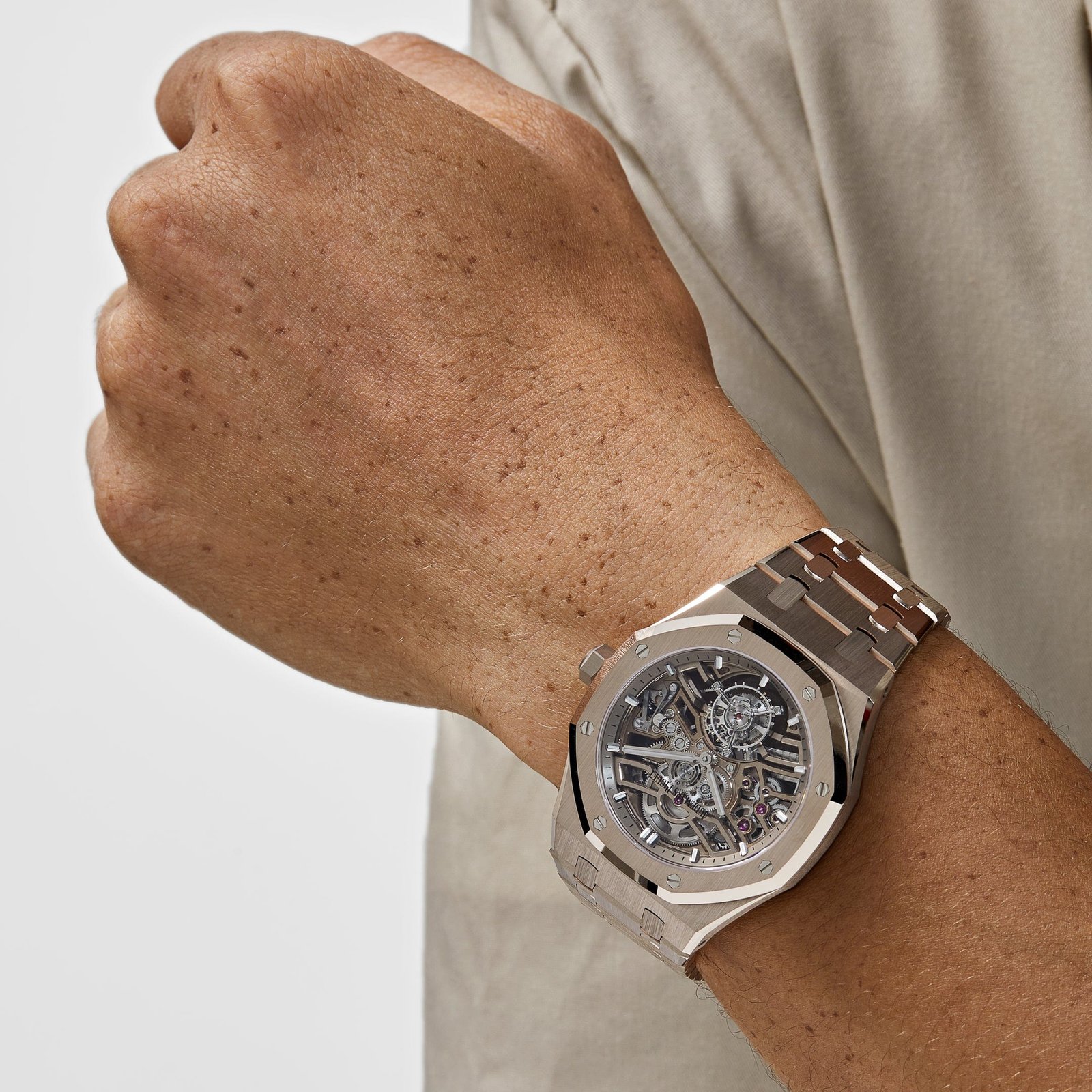 Royal Oak Flying Tourbillon Openworked Sand Gold (2024) 6 Royal Oak Flying Tourbillon Openworked Sand Gold (2024) - Image 6