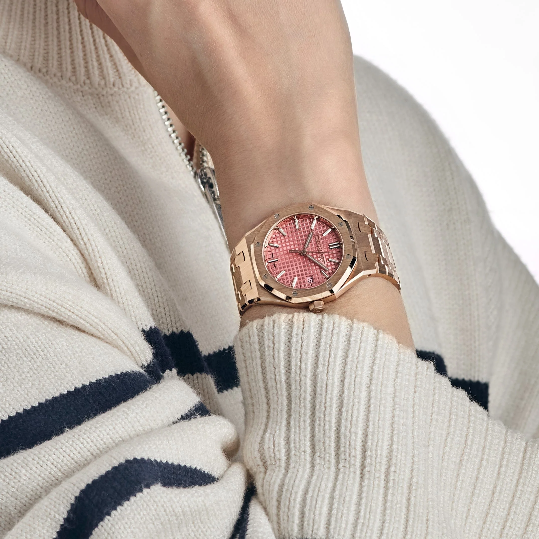 Royal Oak 'Ladies' Rose Gold Pink Dial (2025) 2 Royal Oak 'Ladies' Rose Gold Pink Dial (2025) - Image 2