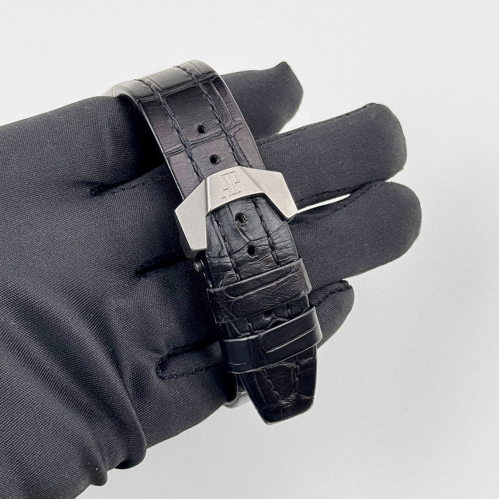Royal Oak Concept Tourbillon GMT Titanium (2012) 5 Royal Oak Concept Tourbillon GMT Titanium (2012) - Image 5