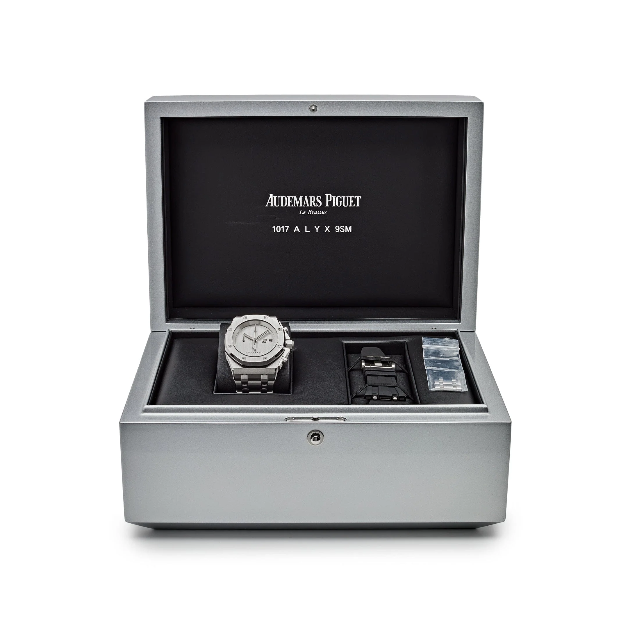 Royal Oak Offshore Chronograph “1017 ALYX 9SM” White Gold Limited Edition (2024) 2 Royal Oak Offshore Chronograph “1017 ALYX 9SM” White Gold Limited Edition (2024) - Image 2