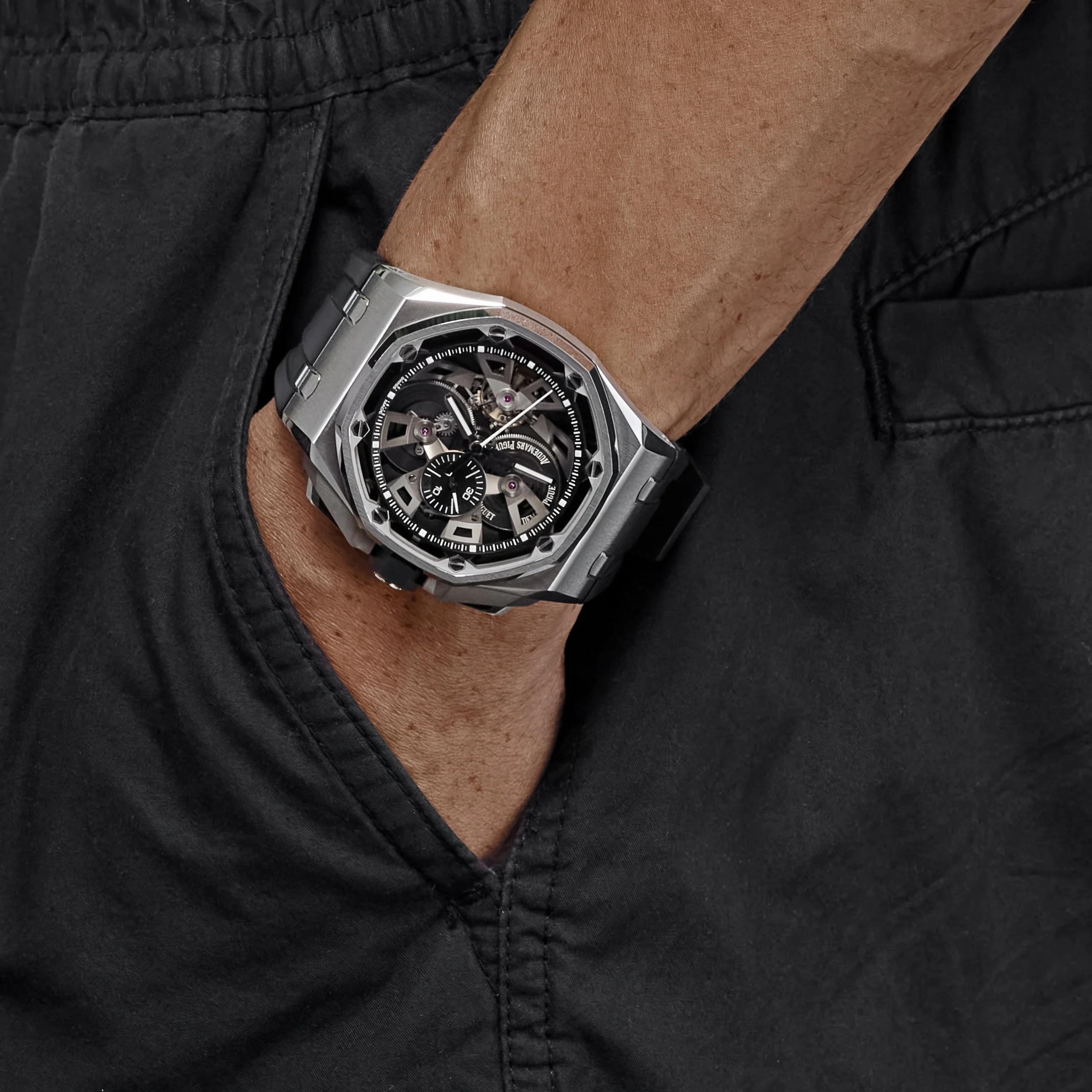 Royal Oak Offshore Tourbillon Chronograph Limited Edition (2018) 5 Royal Oak Offshore Tourbillon Chronograph Limited Edition (2018) - Image 5