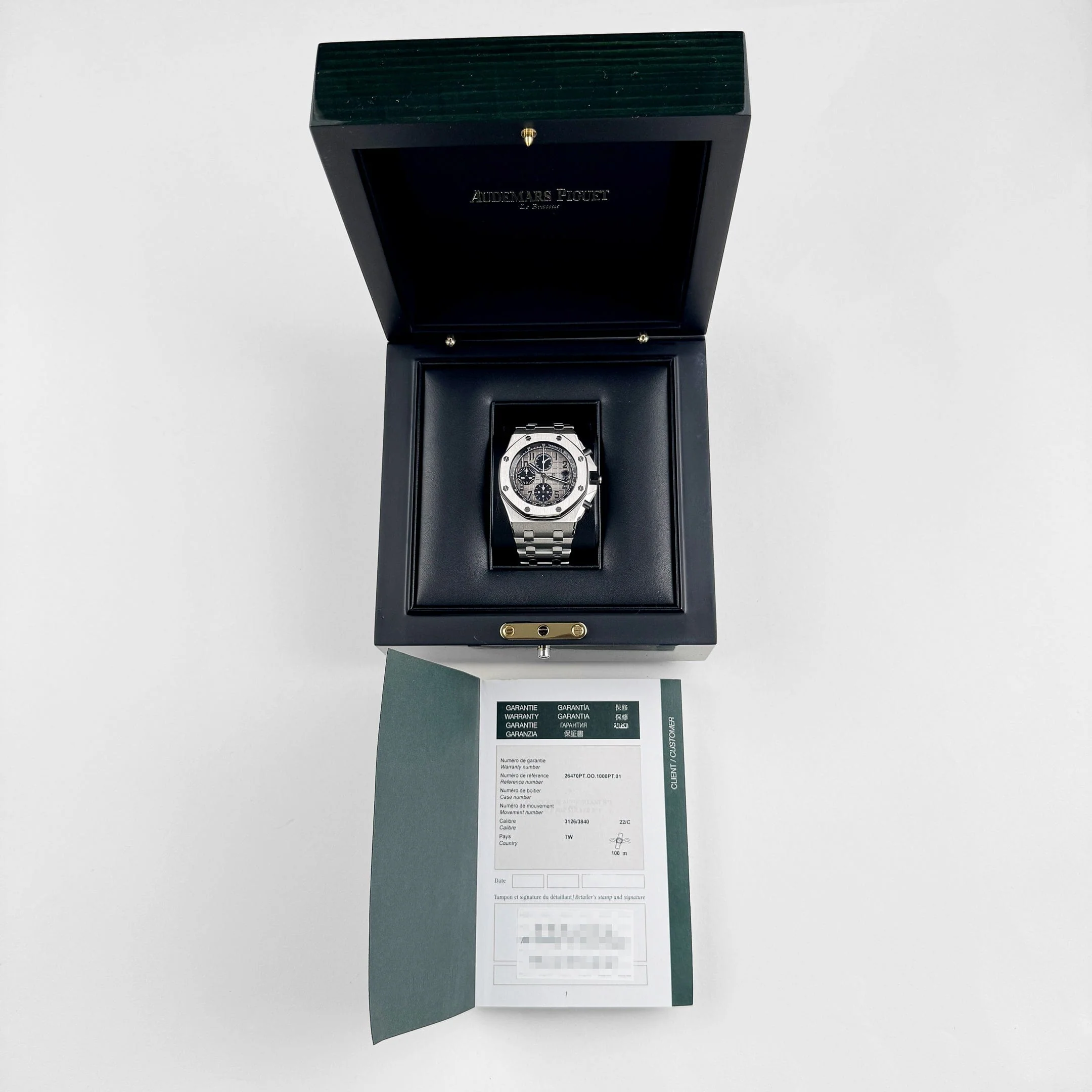 Royal Oak Offshore Chronograph Platinum Grey Dial Limited Edition (2017) 5 Royal Oak Offshore Chronograph Platinum Grey Dial Limited Edition (2017) - Image 5