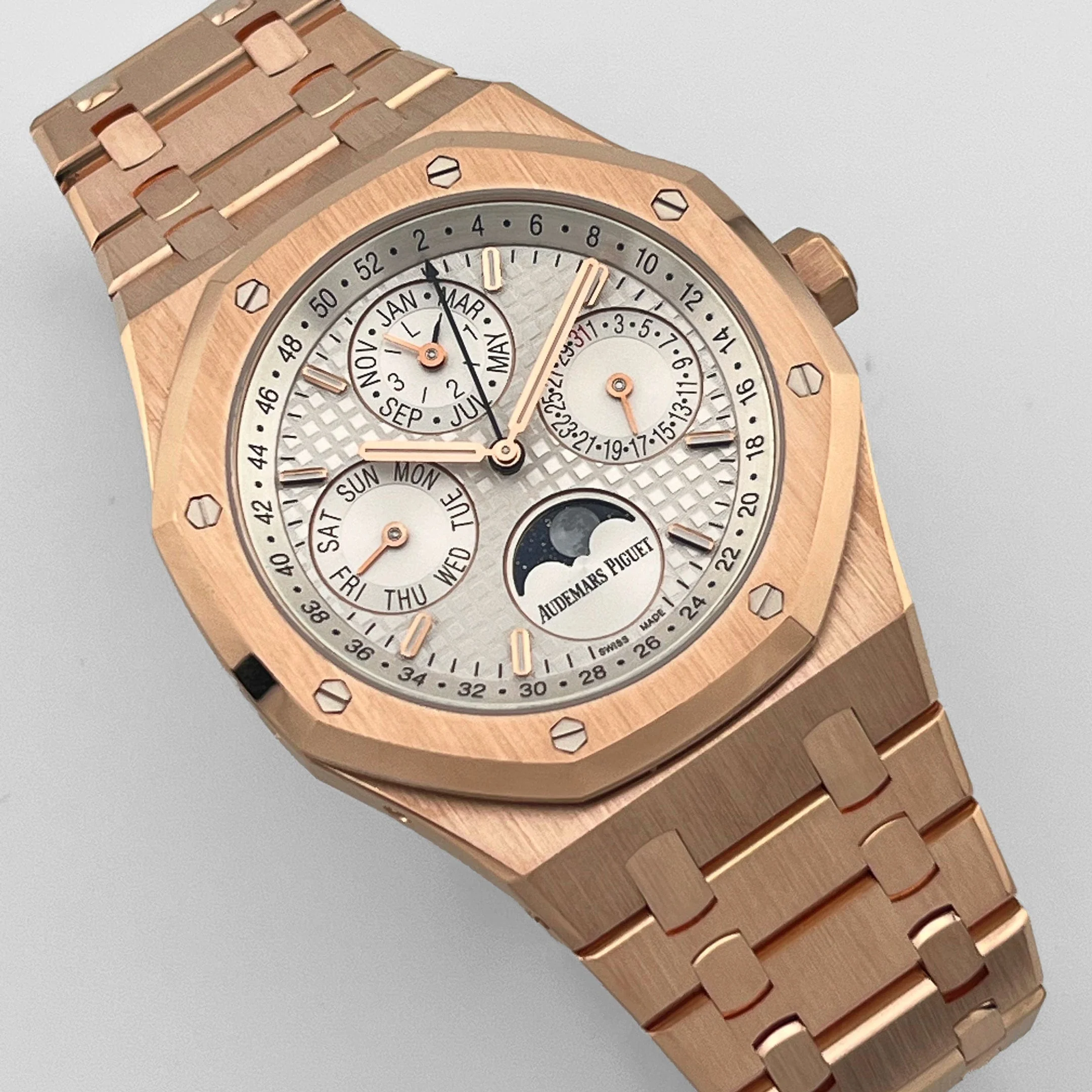 Royal Oak Perpetual Calendar Rose Gold Silver Dial (2021) 2 Royal Oak Perpetual Calendar Rose Gold Silver Dial (2021) - Image 2