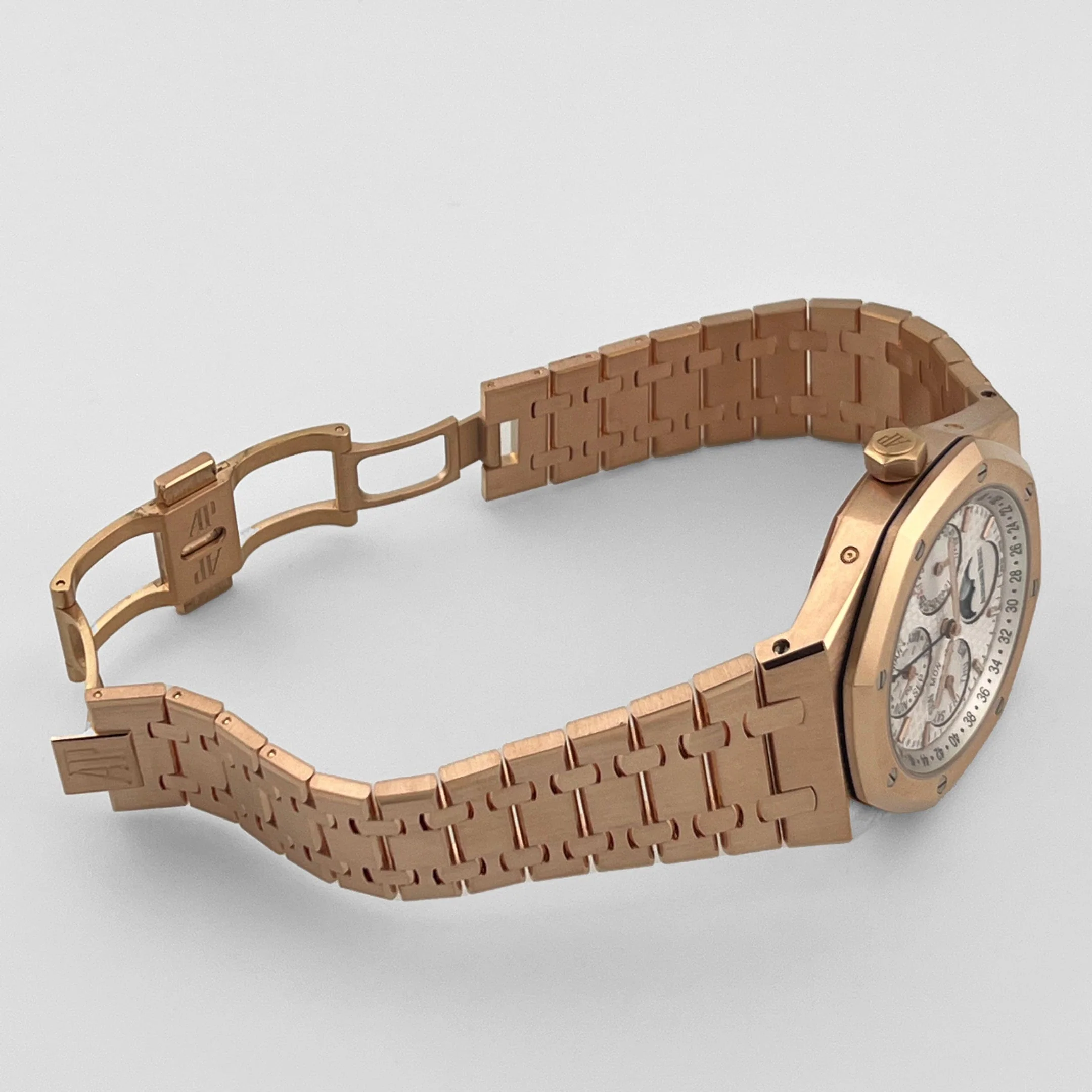 Royal Oak Perpetual Calendar Rose Gold Silver Dial (2021) 9 Royal Oak Perpetual Calendar Rose Gold Silver Dial (2021) - Image 9