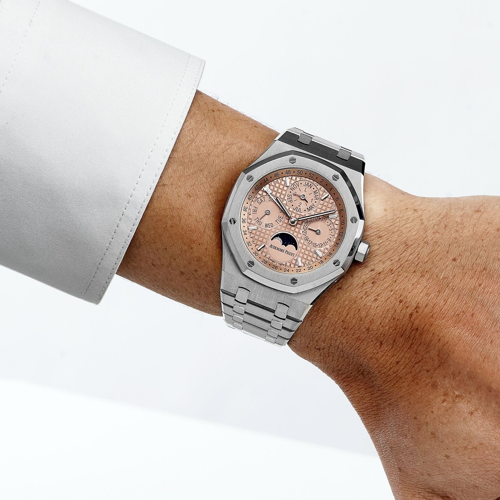 Royal Oak Perpetual Calendar Titanium Salmon Dial Limited Edition 3 Royal Oak Perpetual Calendar Titanium Salmon Dial Limited Edition - Image 3