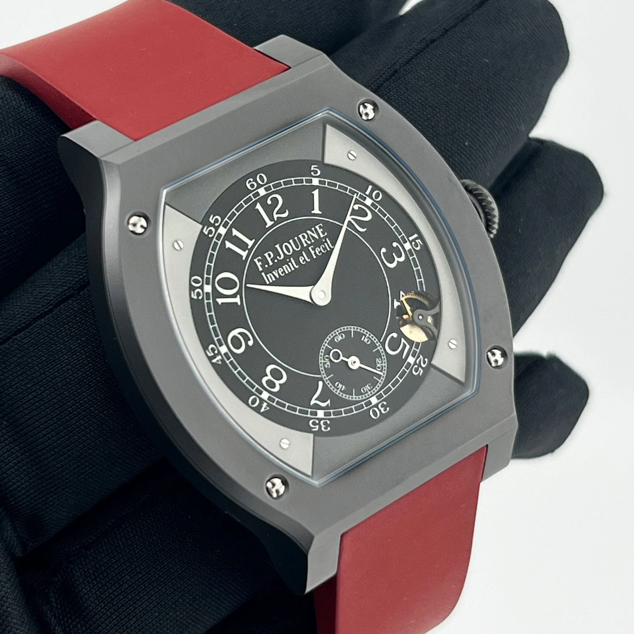 Élégante 48 Ref. ELHT Titalyt Luminescent Black Centre Dial 10 Élégante 48 Ref. ELHT Titalyt Luminescent Black Centre Dial - Image 10
