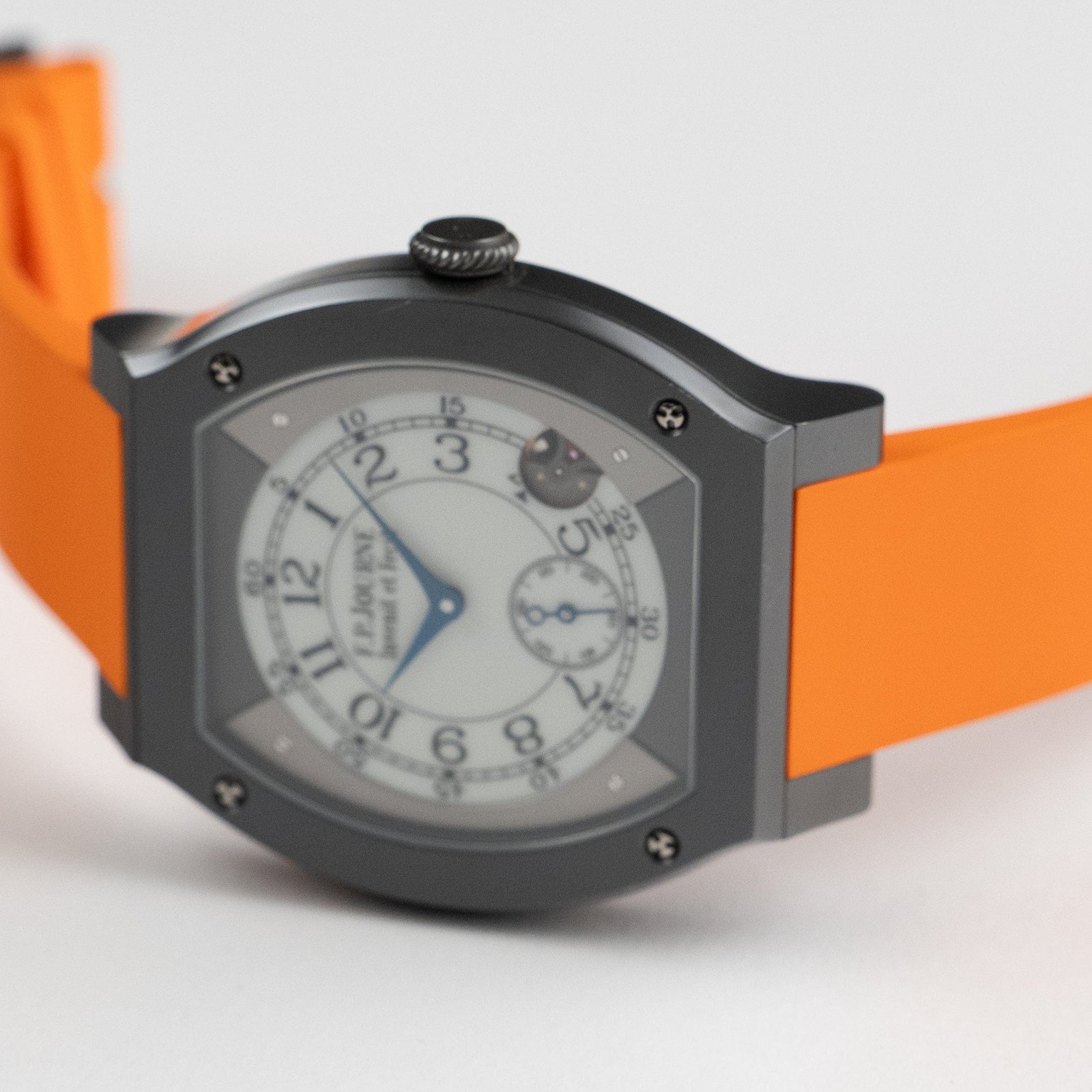 Élégante 48 Ref. ELHT Titalyt Luminescent White Dial (2019) 8 Élégante 48 Ref. ELHT Titalyt Luminescent White Dial (2019) - Image 8