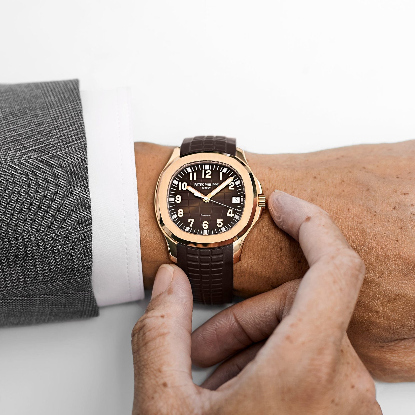 Aquanaut ‘Tiffany & Co.’ Rose Gold Brown Dial (2020) 13 Aquanaut ‘Tiffany & Co.’ Rose Gold Brown Dial (2020) - Image 13